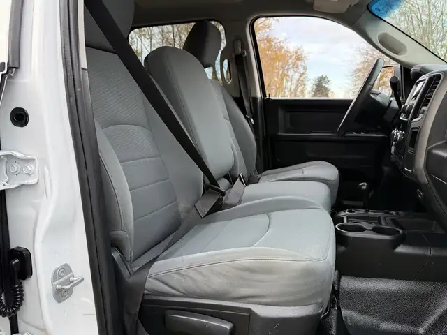 2013 Ram 3500 4X4 Service Truck in Heavy Trucks in Delta/Surrey/Langley - Image 38