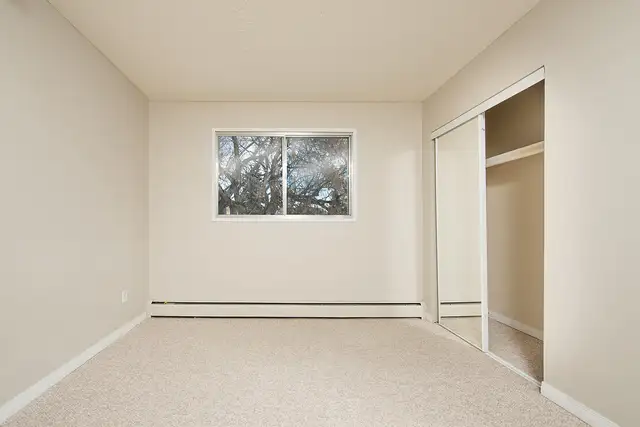 Barcelona Apartments - 1 Bedroom Apartment for Rent in Long Term Rentals in Edmonton - Image 17