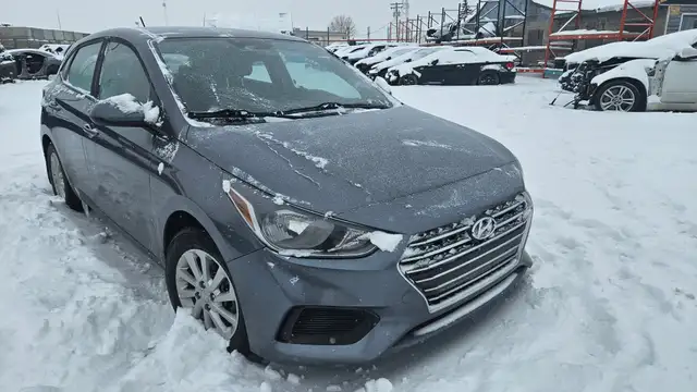 2019 Hyundai Accent for parts in Auto Body Parts in Calgary - Image 3