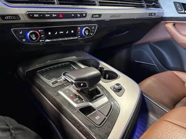 2018 Audi Q7 Technik|QUATTRO|3.0T|NAV|HUD|AMBIENT|7PASS|LEATHER in Cars & Trucks in City of Toronto - Image 21