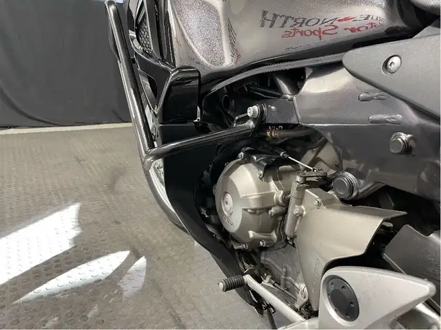 2008 Honda Varadero CLEAN BIKE/CERTIFIED/GIVI SADDLEBAGS/FINANCE in Sport Touring in North Bay - Image 22