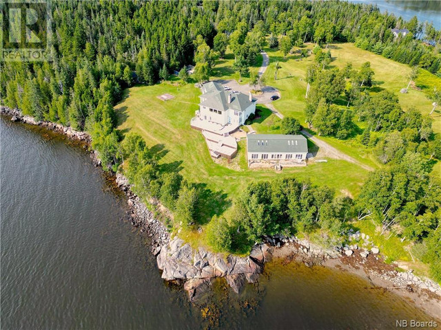 434 Hills Point Road Oak Bay, New Brunswick in Houses for Sale in Saint John - Image 2