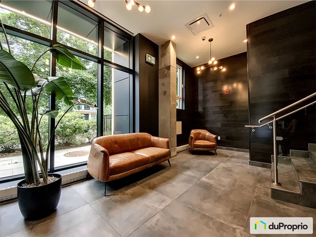$399,000 - Condominium in Ville-Marie (downtown, old Mtl) — photo 1