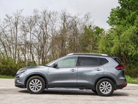 Efficient 2.5L I-4 engine with CVT - Adaptive Cruise Control for enhanced safety - Lane Departure Wa... (image 4)