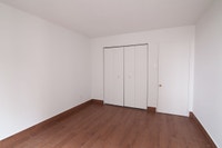 Akelius one bedroom apartment for rent. Located near Sherbrooke in the Guy-Concordia neighborhood, M... (image 5)