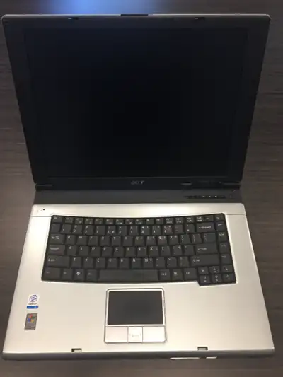 Acer Travelmate 2310 Laptop computer – great condition, View more