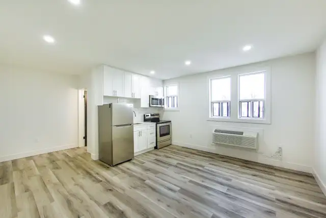 Gorgeous Studio Apartment! in Long Term Rentals in Windsor Region - Image 4