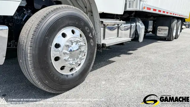 2018 FREIGHTLINER M2 106 CAMION FOURGON REFRIGEREE in Heavy Trucks in Longueuil / South Shore - Image 19