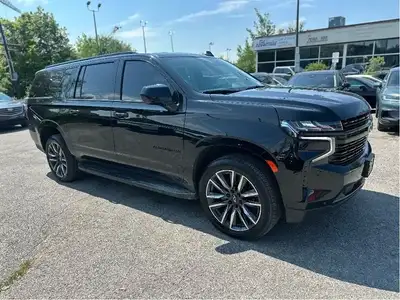 2023 Chevrolet Suburban RST Diesel Motor 8 Passenger CarPlay, Leather Interior, 4x4, 22 inch Wheels,...