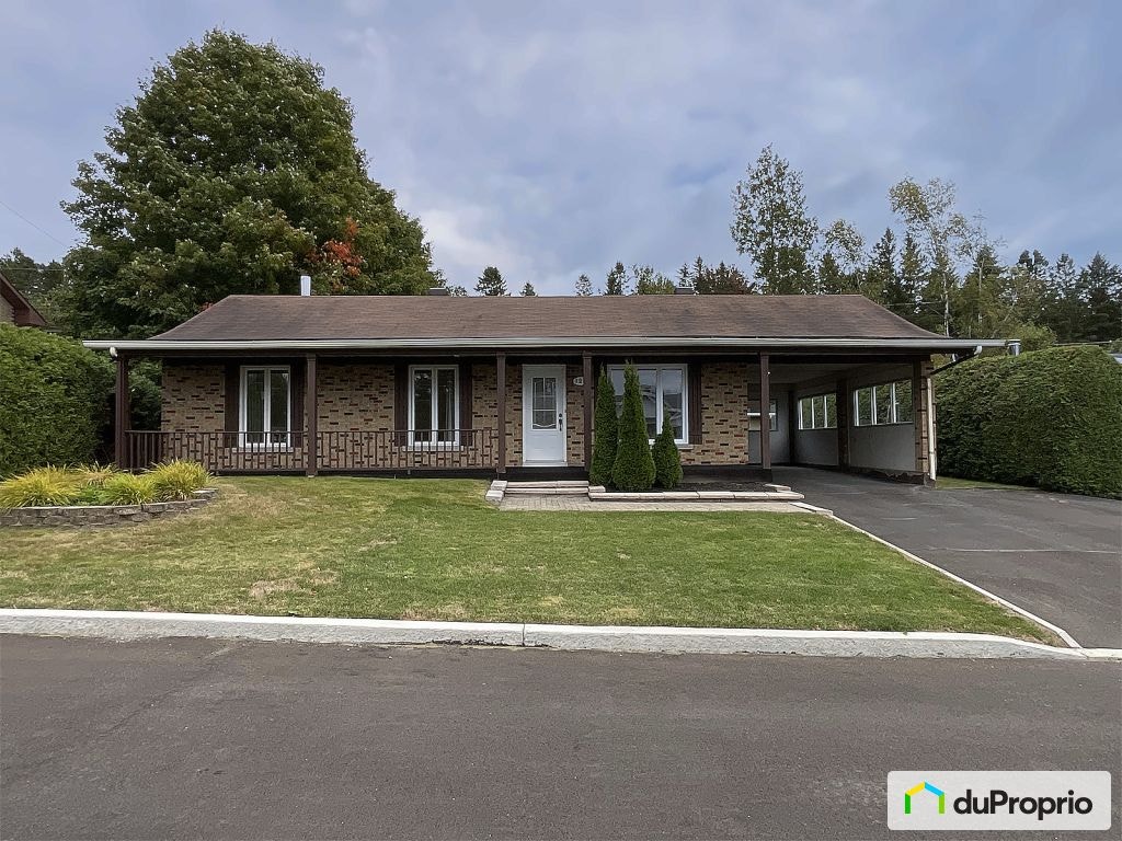 $350,000 - Bungalow for sale in Ste-Marie — photo 1
