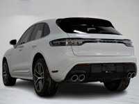 This 2023 Porsche Macan is a local Ontario vehicle with a clean Carfax report. Equipped with the hig... (image 4)