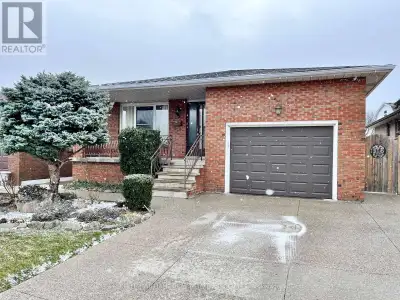 LOWER - 39 LISGAR COURT Hamilton (Lisgar), Ontario