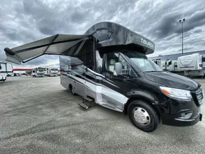 Thor Motor Coach Tiburon Sprinter Class C diesel motorhome 24FB highlights: Large Slide Rear Bathroo...