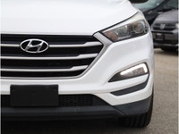 2017 HYUNDAI TUCSON SE - BC VEHICLE - BACKUP CAMERA - HEATED FRONT SEATS AND STEERING WHEEL - DUAL-C... (image 6)