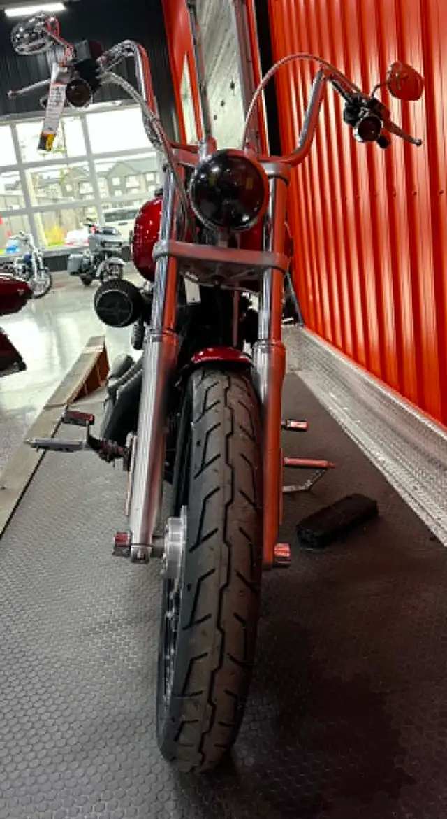 2012 Harley-Davidson Dyna / FXR 2012 HARLEY DAVIDSON STREET BOB in Street, Cruisers & Choppers in Moncton - Image 10