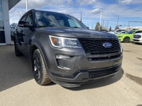 CLEAN CARFAX, Heated and Cooled Front Seats, PANORAMIC SUNROOF, Ambient Lighting, Front and Rear Par... (image 5)
