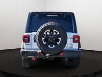 This Jeep Wrangler has a strong ERC 3.6L Pentastar(TM) VVT V6 engine w/ESS engine powering this Auto... (image 4)