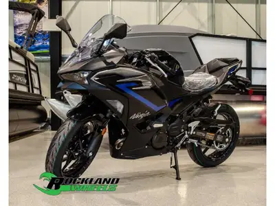2025 Kawasaki NINJA 500 SE La Kawasaki Ninja 500 de 2025 offre une expérience de conduite exaltante...