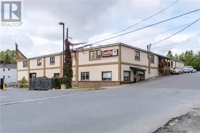 Great location beside Tim Hortons on Lorne Street . 3523 sqft with 2 overhead doors . Office area an...