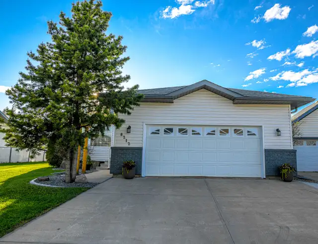 #1053-  4 Bedroom home w/ double car garage and AC! $2900/month