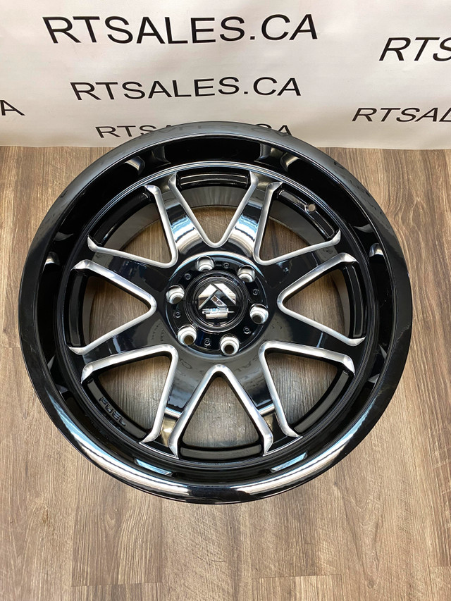 20x9 Fuel Hammer Rims 6x135 Ford F-150 and Expedition in Tires & Rims in Saskatoon