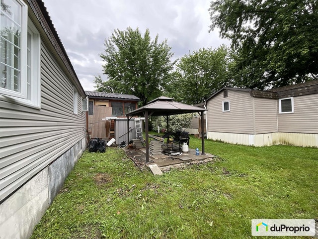 $275,000 - Mobile home for sale in St-Jacques-Le-Mineur — photo 2