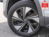 New Price! Pyrite Silver Metallic 2025 Volkswagen Taos Comfortline AWD | Leather | Rear Cam AWD 8-Sp... (image 8)