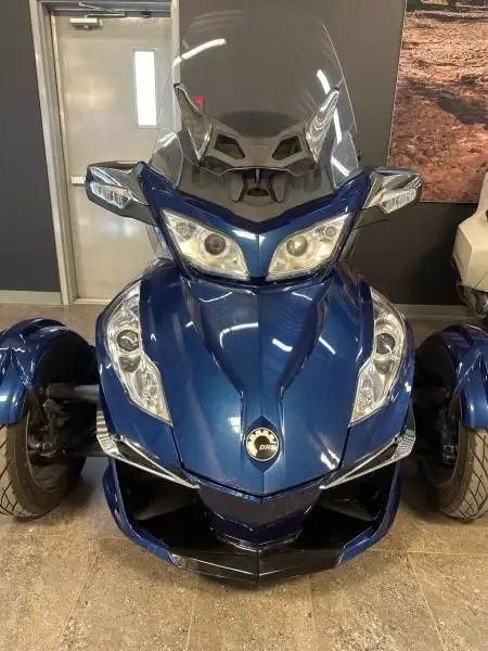 2016 Can-Am SPYDER RT LTD (SE6) BLEU ORB in Sport Touring in Lanaudière - Image 4