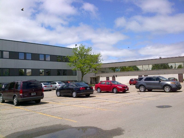300-7000 SQFT. VICTORIA/CONESTOGA PKWY OFFICE & RETAIL SPACE! Wa in Commercial & Office Space for Rent in Kitchener / Waterloo