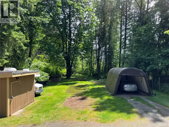 3465 CESSFORD Rd Courtenay, British Columbia in Houses for Sale in Comox / Courtenay / Cumberland - Image 6