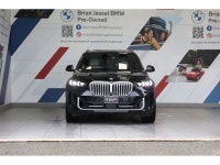 2025 BMW X5 xDrive50e 3.0L I6 AWD 8-Speed Automatic EXTERIOR - BLACK SAPPHIRE METALLIC INTERIOR - SI... (image 2)