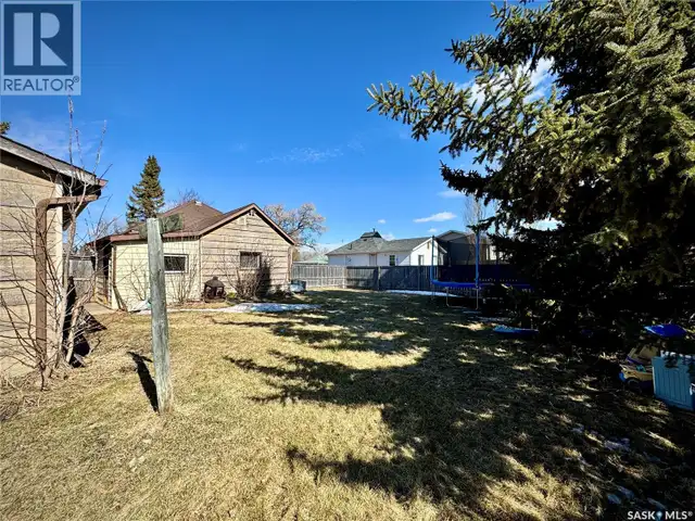 412 Gibson AVENUE Saltcoats, Saskatchewan in Houses for Sale in Regina - Image 27