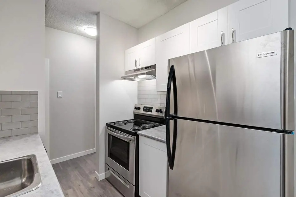 Affordable Apartments for Rent - Mahoney Manor - Apartment for R 2