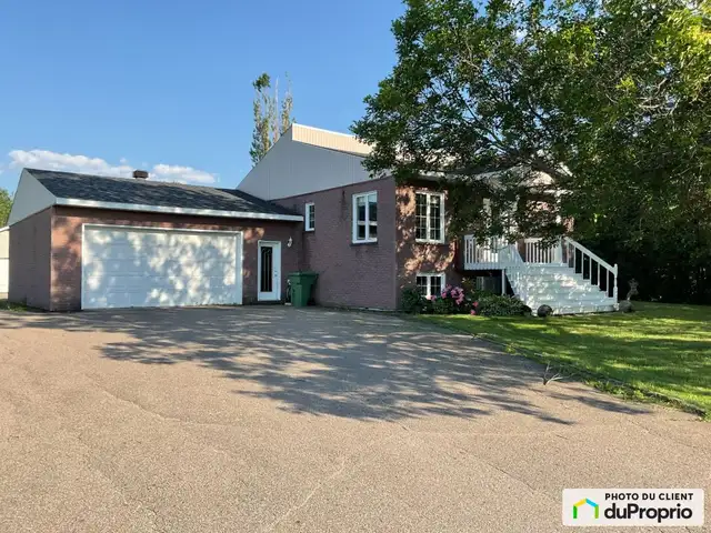 $1,400,000 - Acreage / Hobby Farm / Ranch for sale in Houses for Sale in Saguenay - Image 4