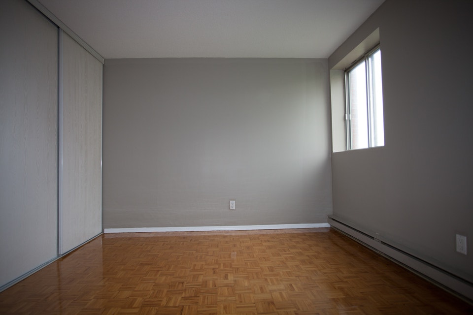 2 Bed 1 Bath, Close to Algonquin 2