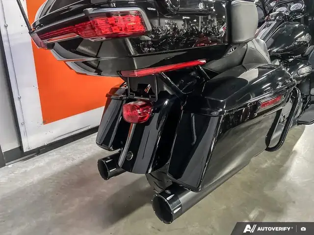 2024 Harley-Davidson FLTRK - Road Glide(TM) Limited in Sport Touring in Calgary - Image 24