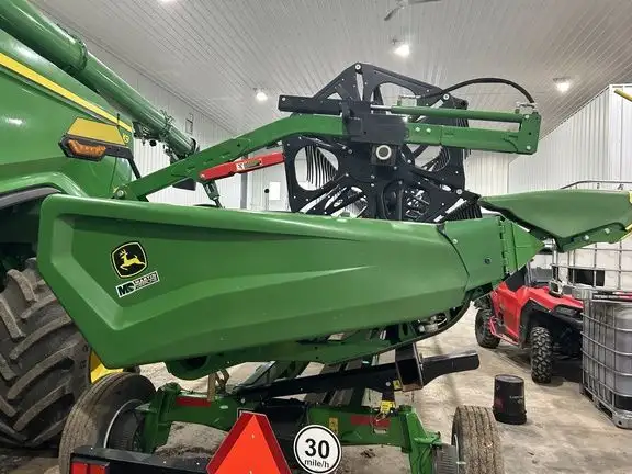 2023 John Deere HD50R in Farming Equipment in Grande Prairie - Image 3