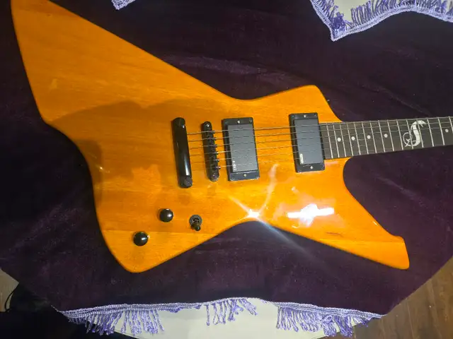 High Quality Rare Spec Guitars and Basses for Sale in Guitars in Mississauga / Peel Region - Image 8