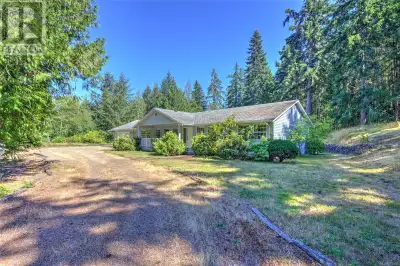 Welcome to 3112 Henry Rd in picturesque Chemainus, a sprawling 8.01-acre oasis. This expansive, flat...