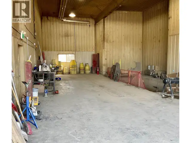 12341 271 ROAD Fort St. John, British Columbia in Commercial & Office Space for Rent in Fort St. John - Image 20