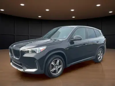 Price includes $1,000 finance credit. Price does not include fees or taxes. Experience the luxury of...