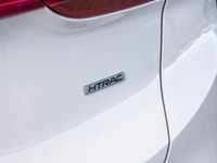 Now available at Guelph Hyundai, this feature-packed 2023 Hyundai Santa Fe Preferred AWD combines ve... (image 6)