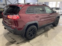 // JAMAIS ACCIDENTÉ! //Le Jeep Cherokee 2021 version TRAILHAWK V6 4X4 CUIR CAMERA RECUL A/C CRUISE p... (image 3)