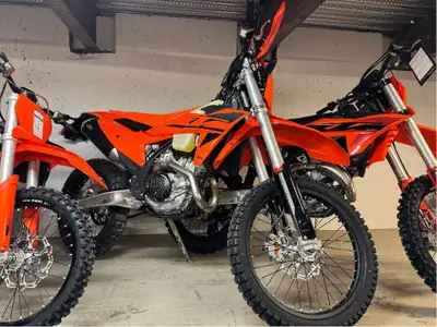 Motocross double usage, legal sur route et hors route FINANCEMENT FACILE 1ère, 2e et 3e chance au cr...