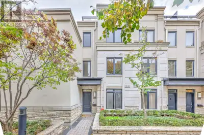TH14 - 7 OAKBURN CRESCENT Toronto (Willowdale East), Ontario