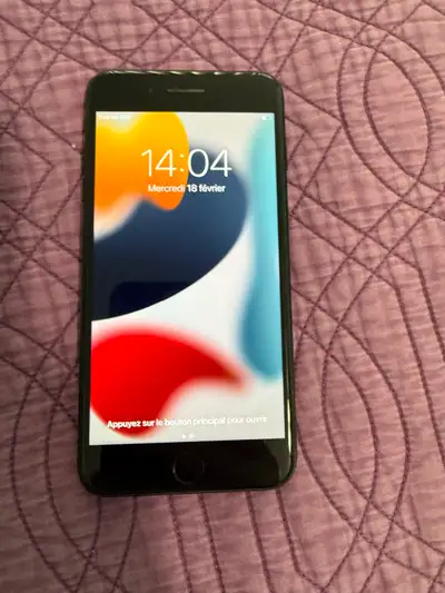 iPhone 7 32gb, View more