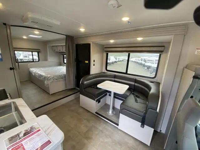 2024 Coachmen RV Freelander 23FS in RVs & Motorhomes in Kamloops - Image 16