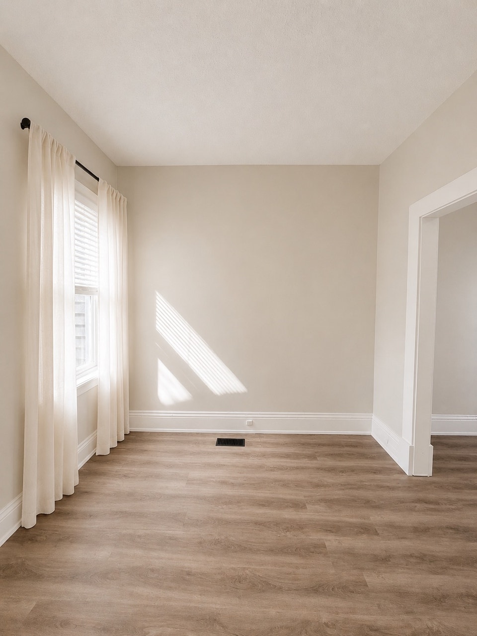 Updated 2-Bed Townhouse 5