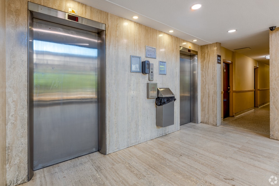 Sunrise Tower Apartments - 2 Bedroom Apartment for Rent 5