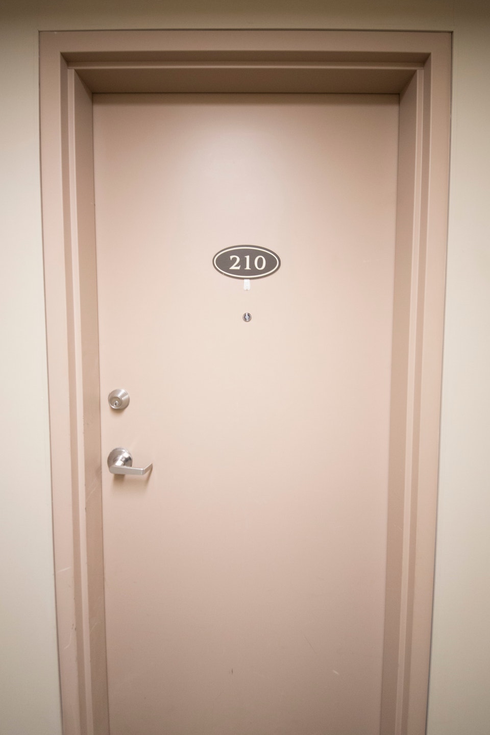 La Tierra Two Bedroom Condo with A/C - Available June! 4